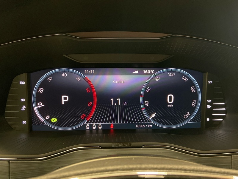 Skoda Superb vaihtoauto