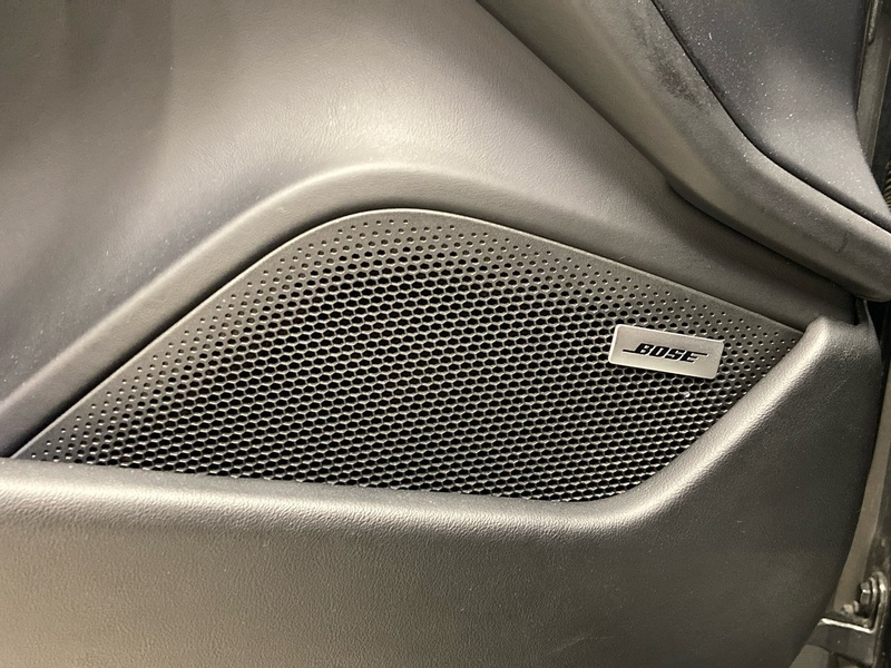 Porsche Taycan vaihtoauto