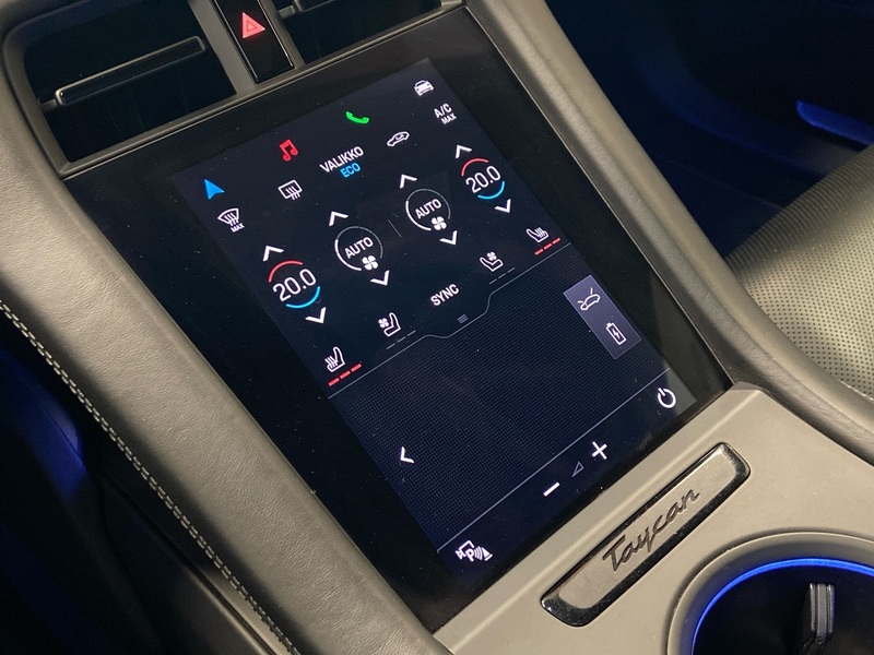 Porsche Taycan vaihtoauto