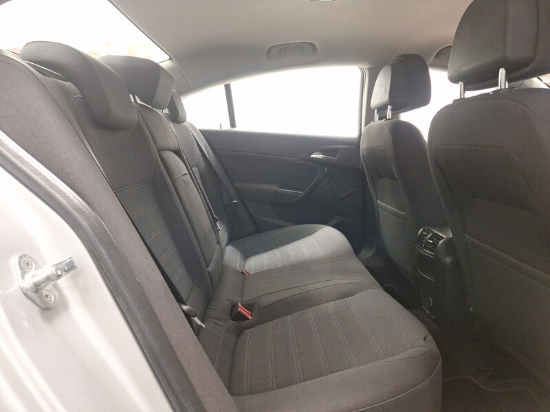 Opel Insignia vaihtoauto