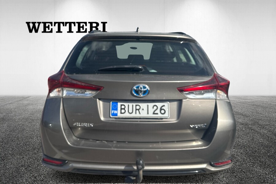 Toyota Auris vaihtoauto