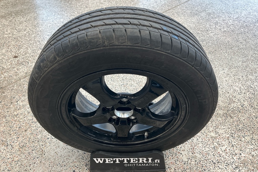 Kia Niro plug-in vaihtoauto