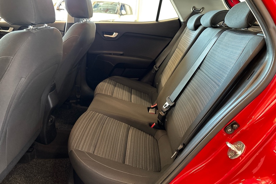 Kia Stonic vaihtoauto