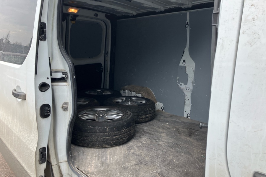 Nissan NV300 vaihtoauto