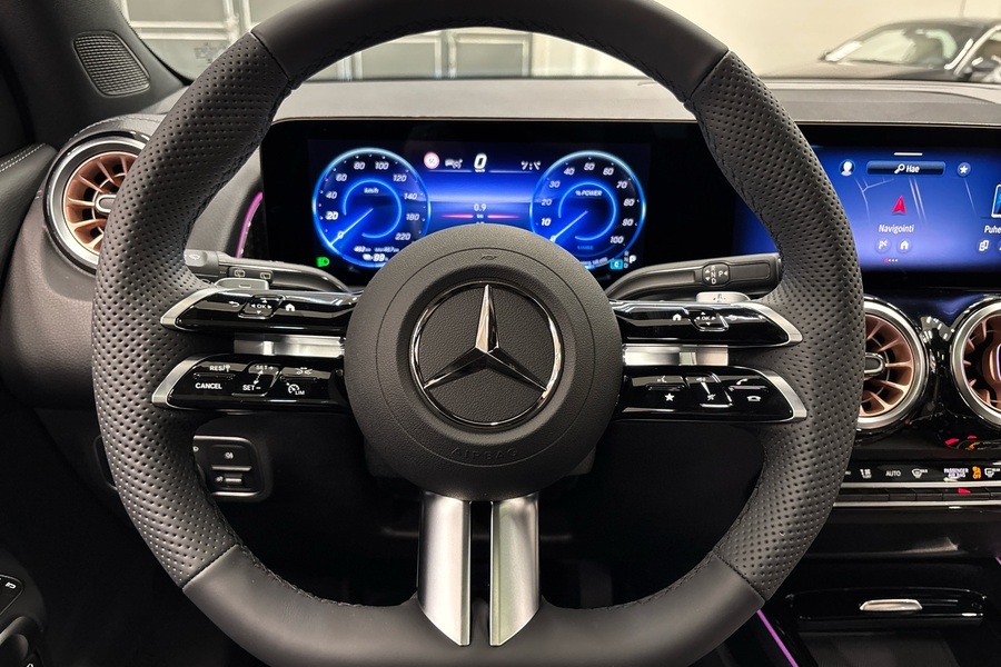 Mercedes-Benz EQB vaihtoauto