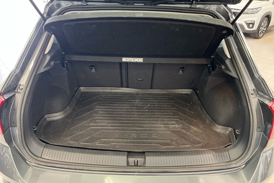 Volkswagen T-Roc vaihtoauto