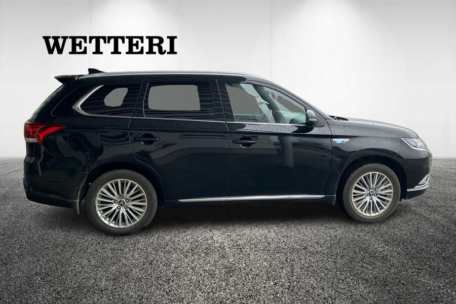 Mitsubishi Outlander PHEV vaihtoauto
