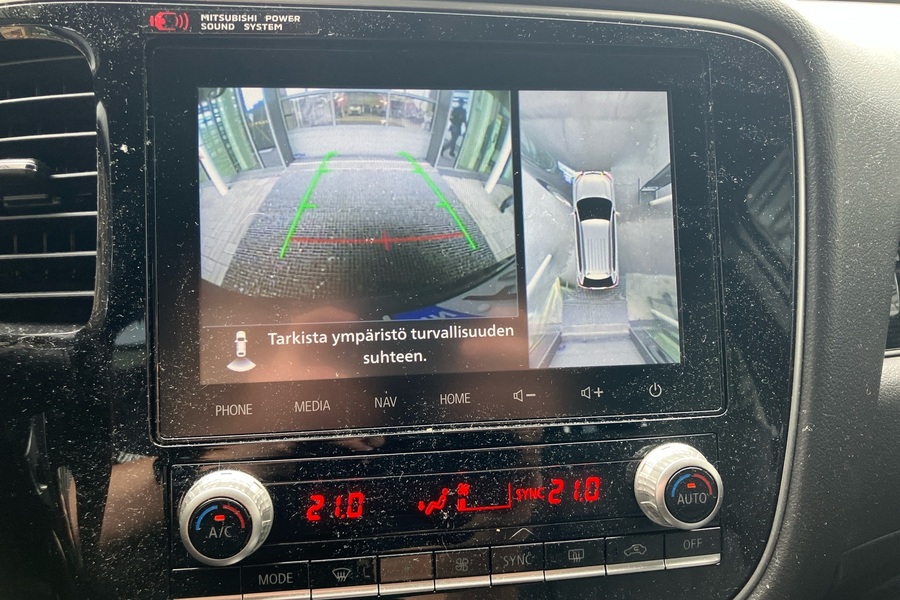 Mitsubishi Outlander PHEV vaihtoauto