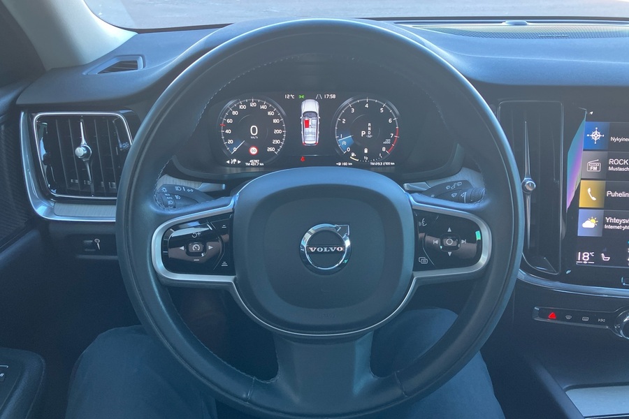 Volvo V60 Cross Country vaihtoauto