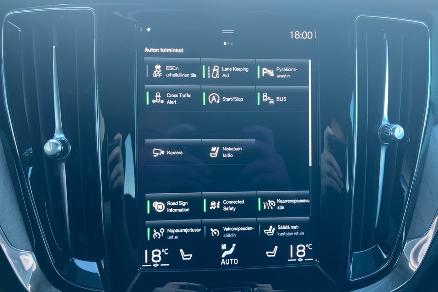 Volvo V60 Cross Country vaihtoauto