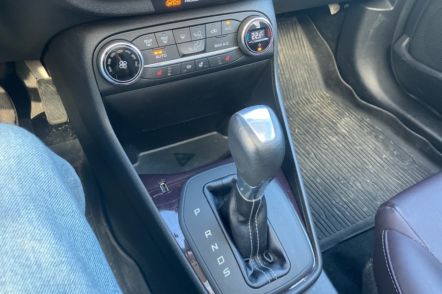 Ford Fiesta vaihtoauto