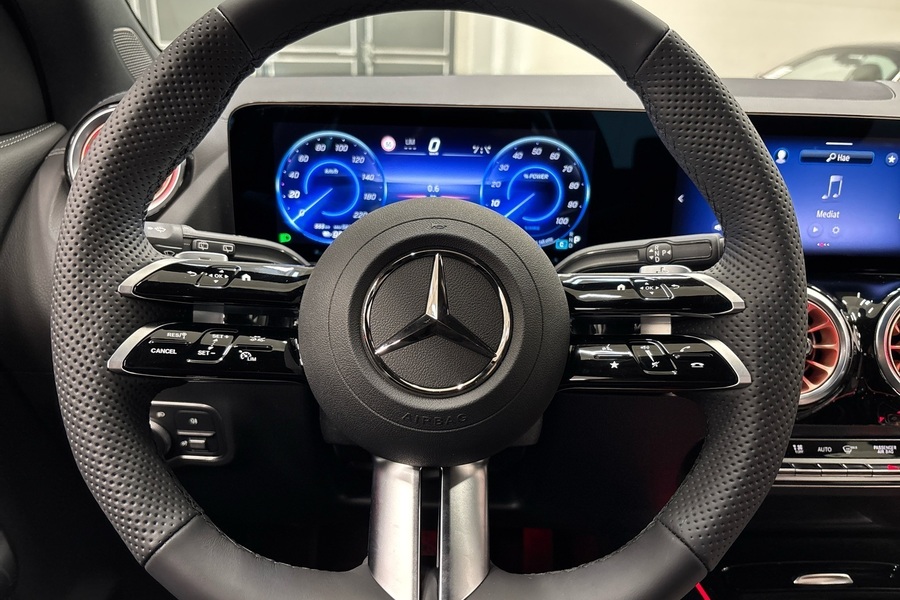 Mercedes-Benz EQA vaihtoauto