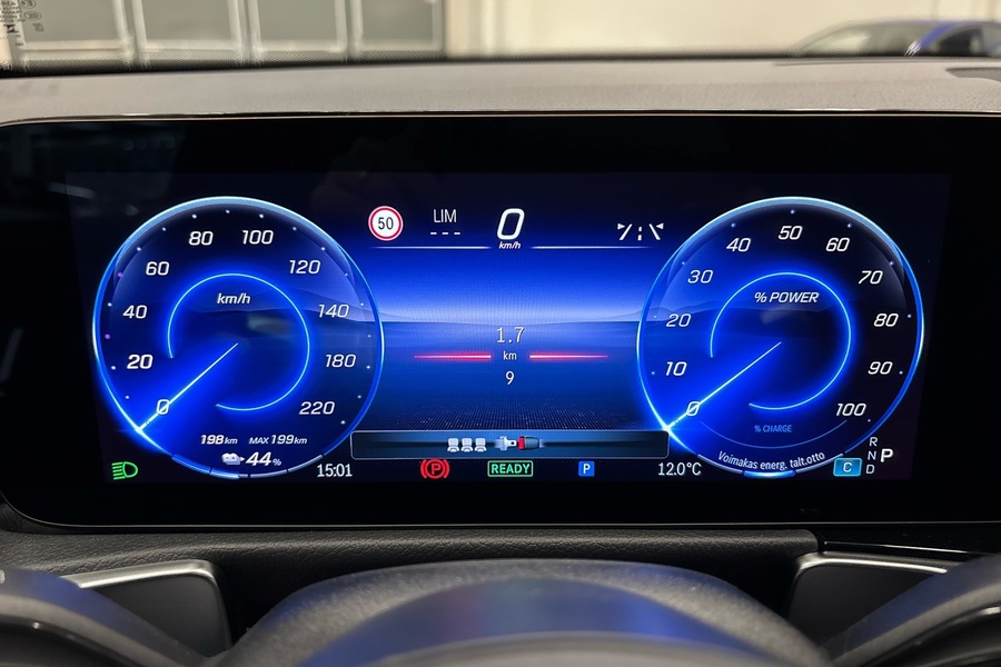 Mercedes-Benz EQB vaihtoauto