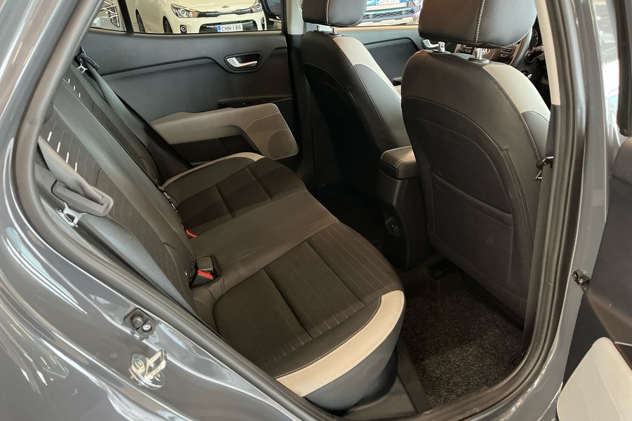 Kia Stonic vaihtoauto