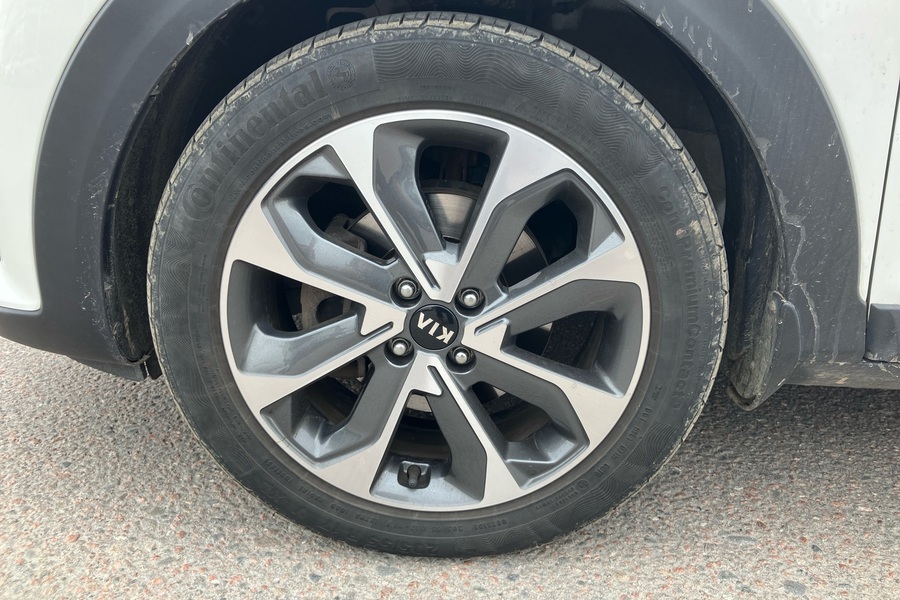 Kia Stonic vaihtoauto