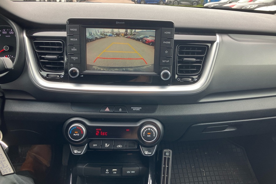 Kia Stonic vaihtoauto