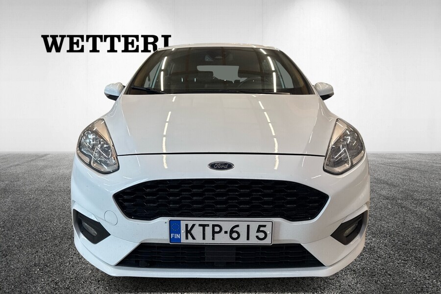 Ford Fiesta vaihtoauto