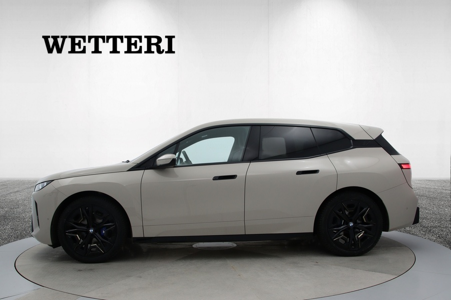 BMW iX vaihtoauto