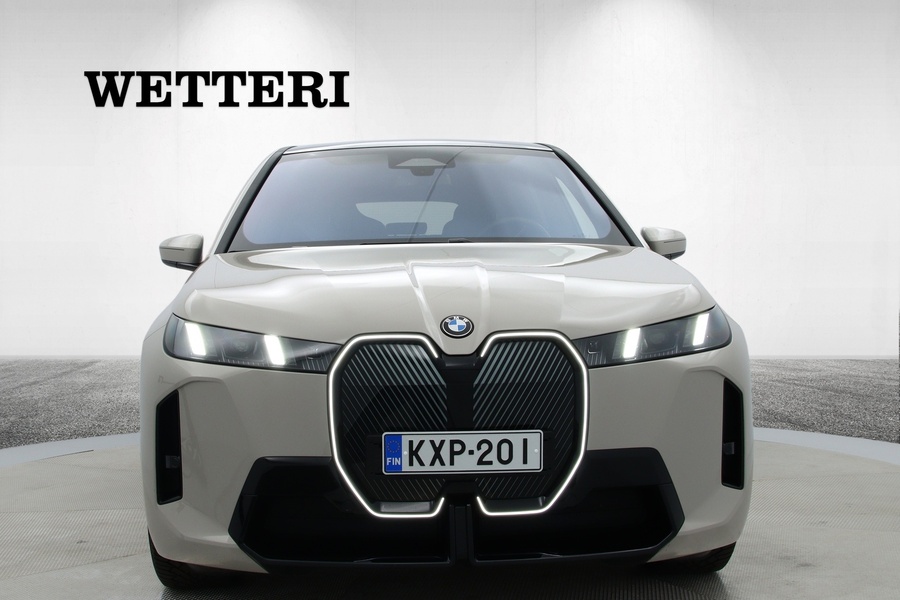 BMW iX vaihtoauto