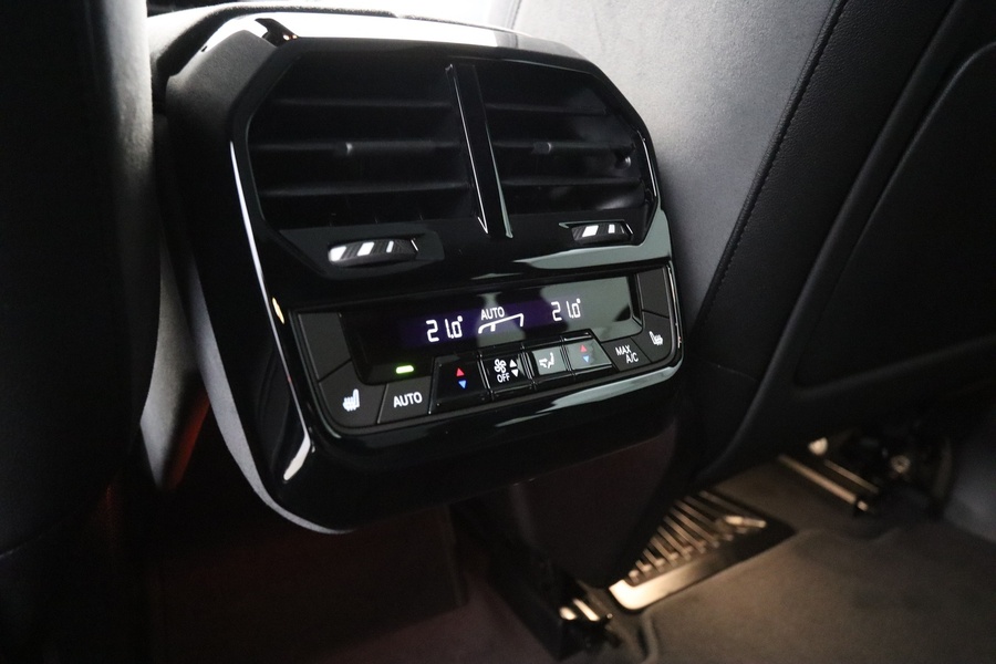BMW iX vaihtoauto