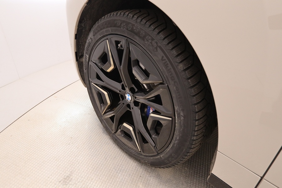 BMW iX vaihtoauto
