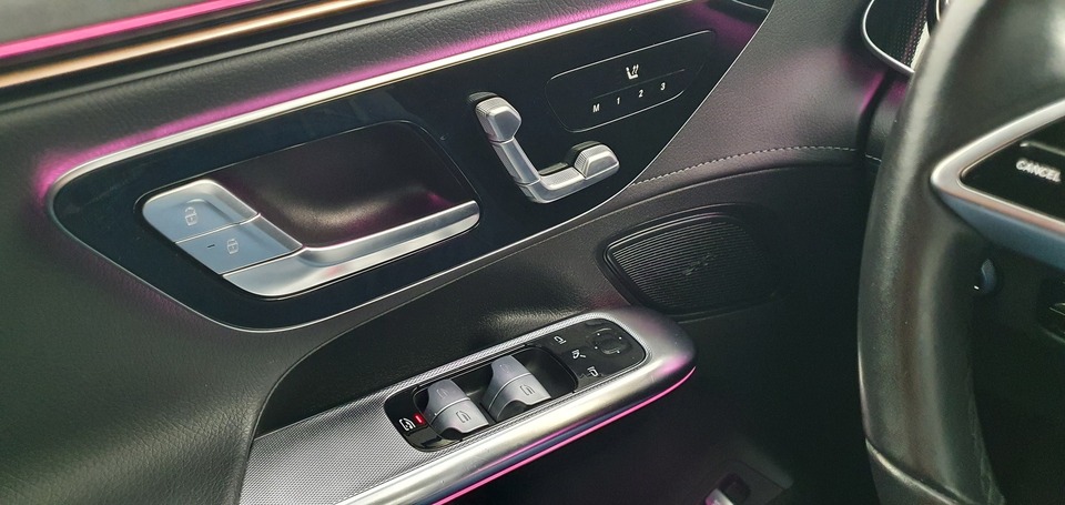 Mercedes-Benz EQE vaihtoauto