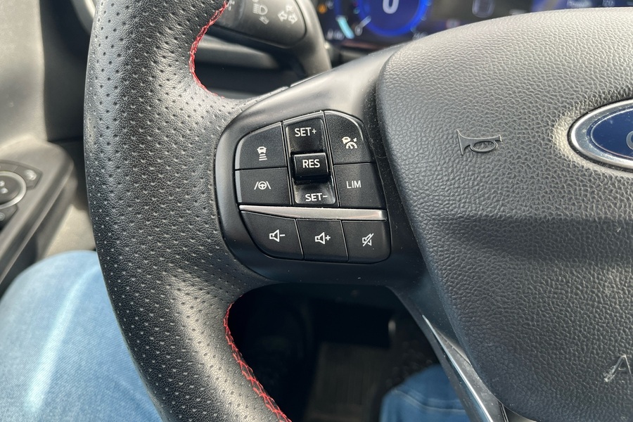 Ford Kuga vaihtoauto