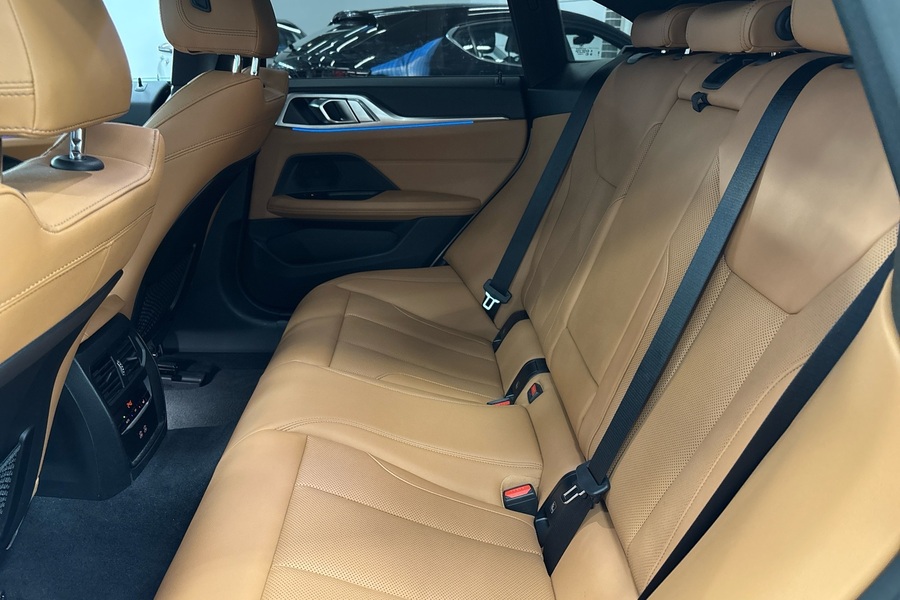 BMW i4 M50 vaihtoauto