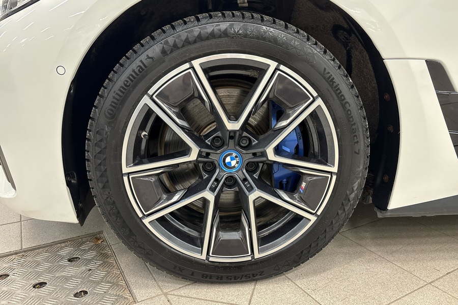 BMW i4 M50 vaihtoauto