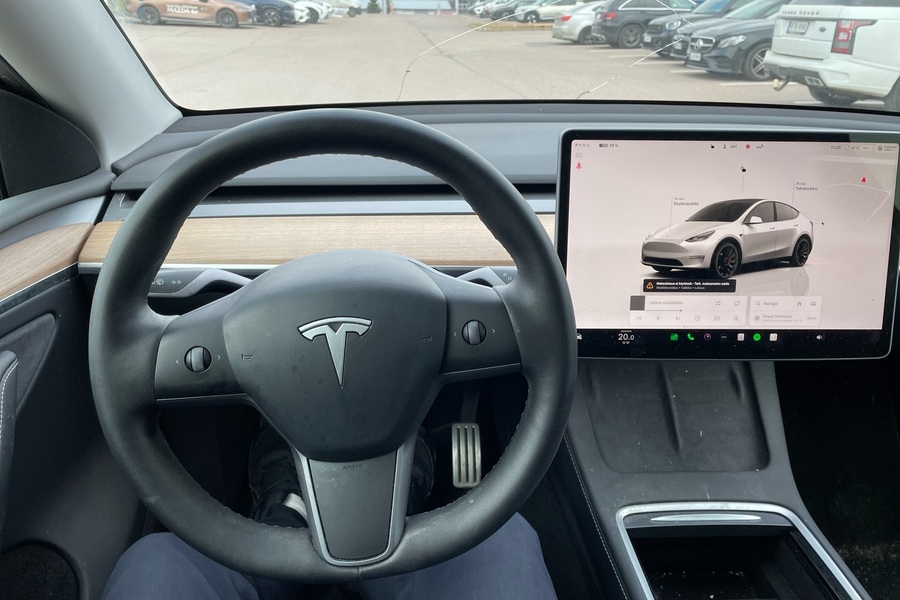 Tesla Model Y vaihtoauto