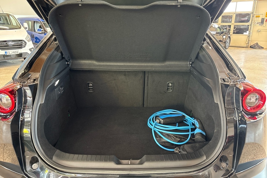 Mazda MX-30 vaihtoauto