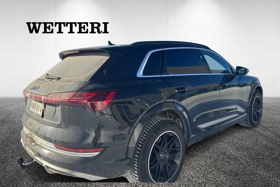 Audi e-tron vaihtoauto