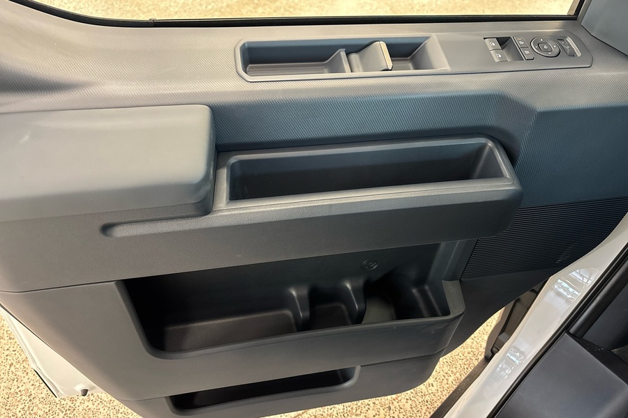 Kia PV5 Cargo vaihtoauto