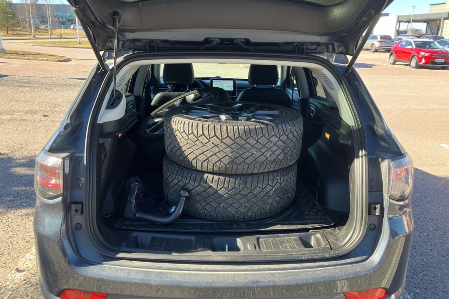 Jeep Compass vaihtoauto