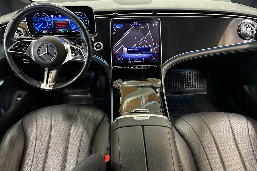 Mercedes-Benz EQE vaihtoauto