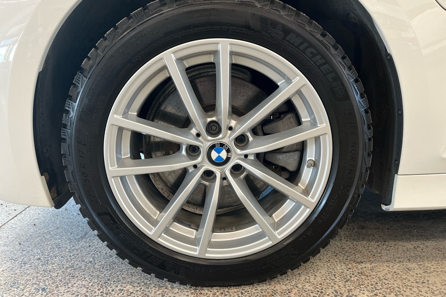 BMW 320 vaihtoauto