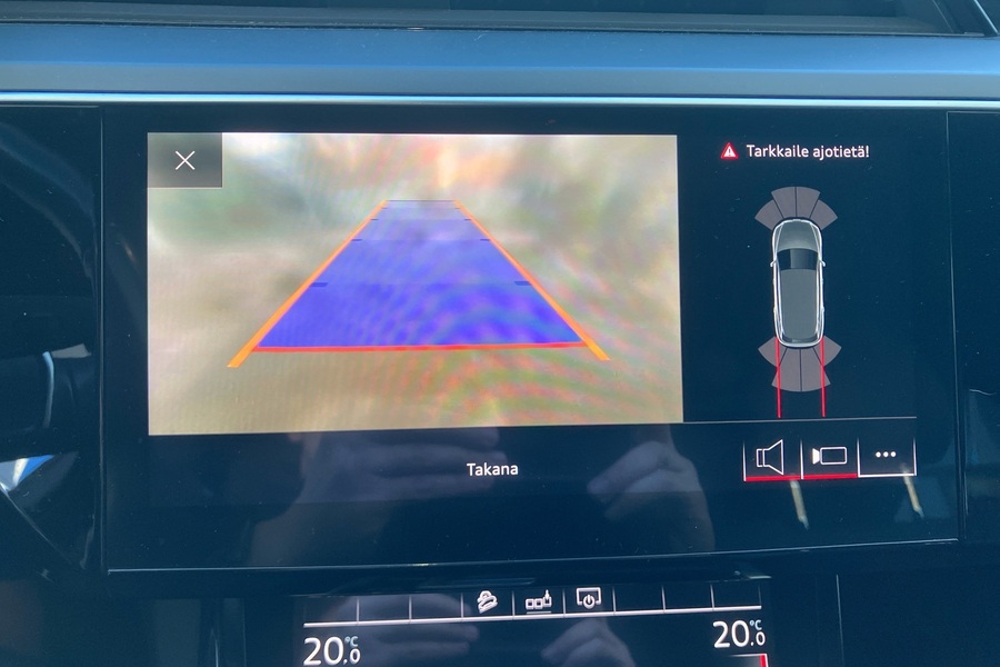 Audi e-tron vaihtoauto