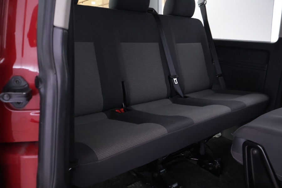 Volkswagen Caravelle vaihtoauto