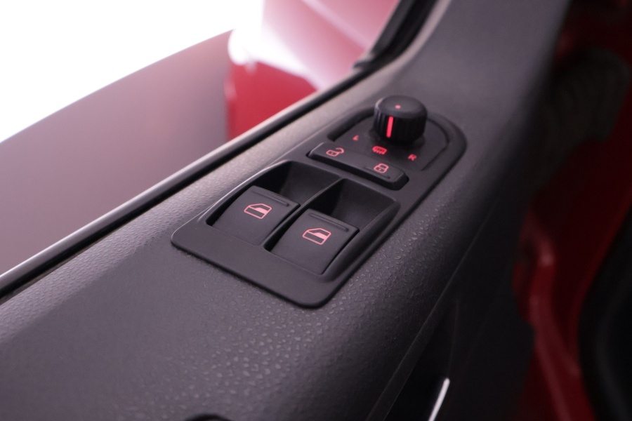 Volkswagen Caravelle vaihtoauto