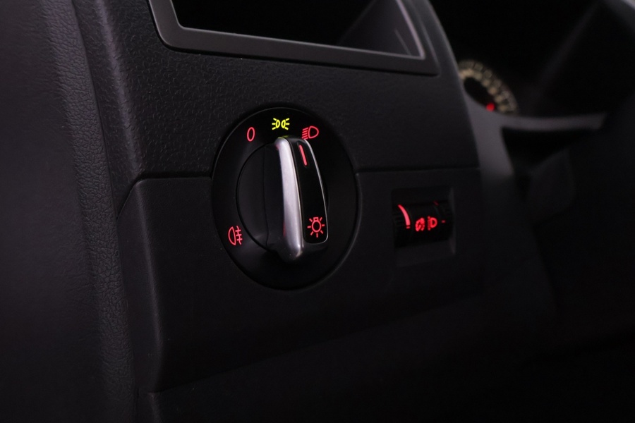 Volkswagen Caravelle vaihtoauto