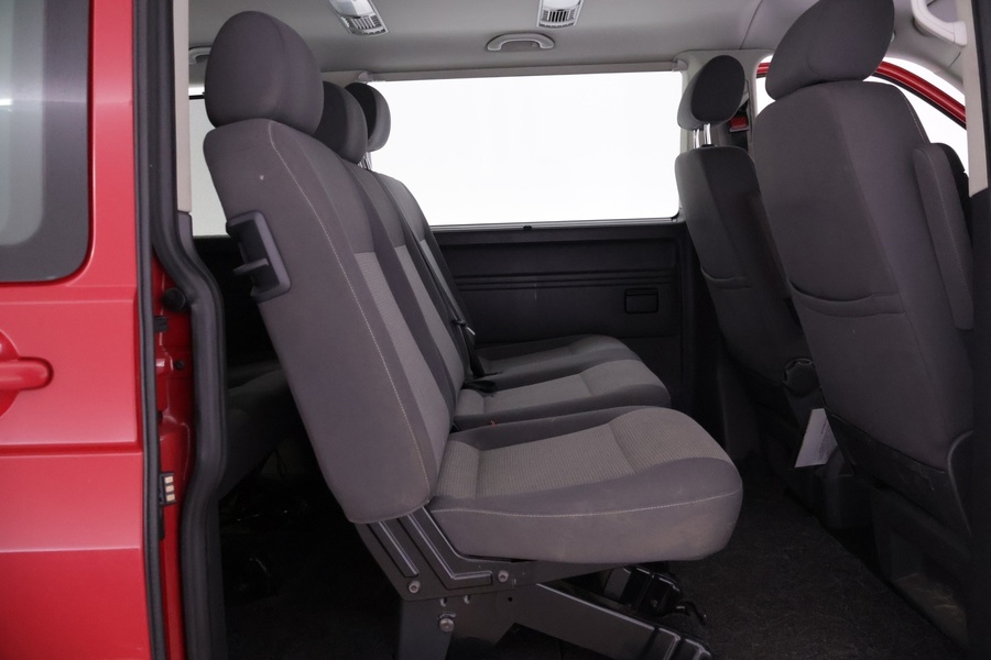 Volkswagen Caravelle vaihtoauto