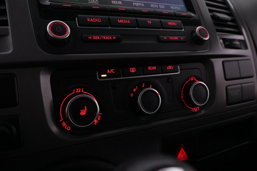 Volkswagen Caravelle vaihtoauto