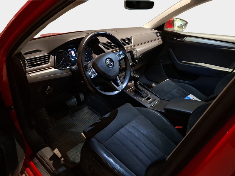 Skoda Superb vaihtoauto