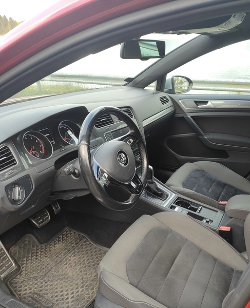 Volkswagen Golf vaihtoauto