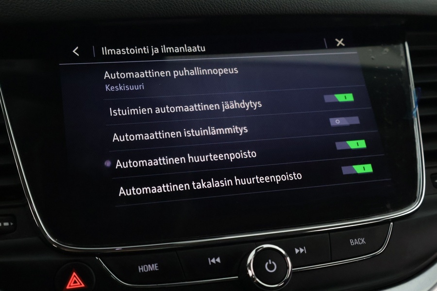 Opel Astra vaihtoauto