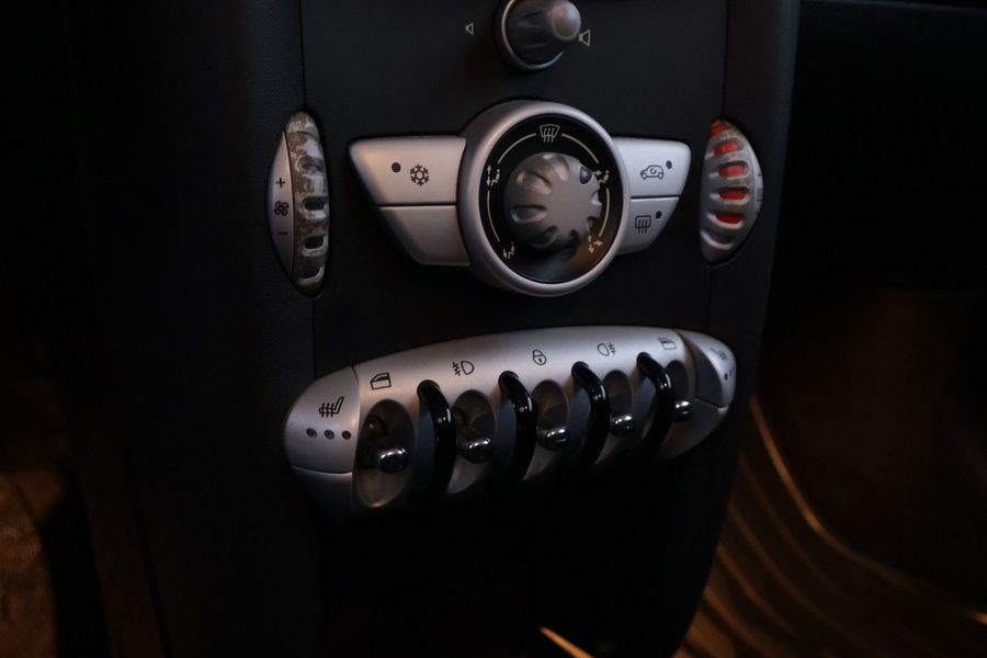 Mini Hatchback vaihtoauto