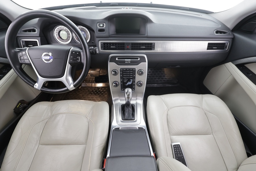 Volvo XC70 vaihtoauto