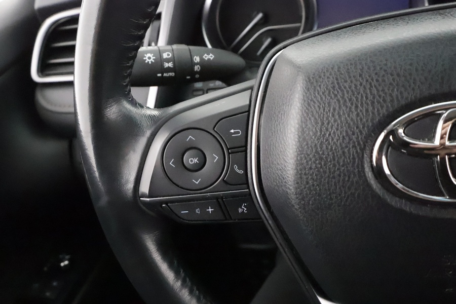 Toyota Camry vaihtoauto