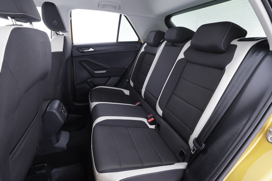 Volkswagen T-Roc vaihtoauto