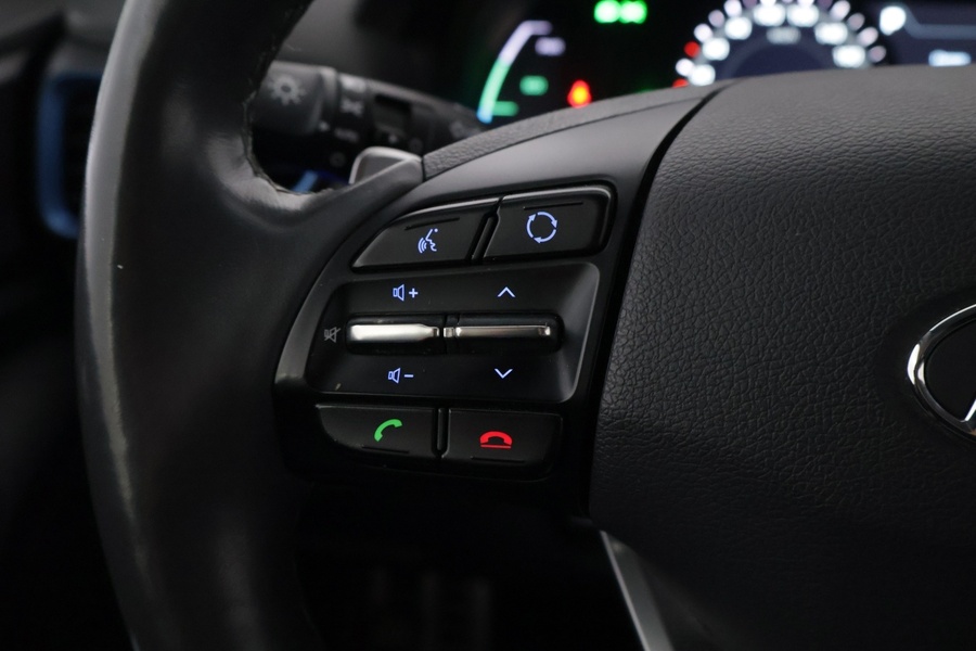 Hyundai IONIQ plug-in vaihtoauto